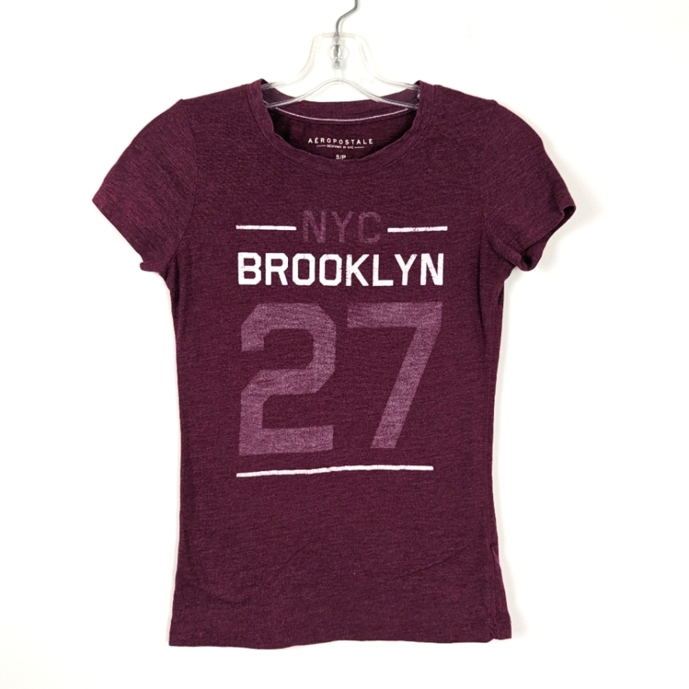 Aéropostale NYC Brooklyn 27 Graphic Tee - Maroon Heather, Size S/P